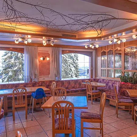 ホテル Fabilia Family Hotel - Polsa